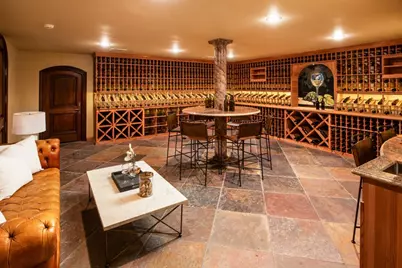 925 Seabury Rd, Hillsborough, CA 94010 - Photo 38