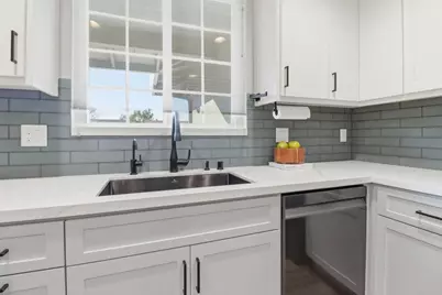 2102 Farrol Ave, Union City, CA 94587 - Photo 14