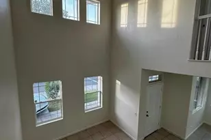 5700 Gold Poppy Way, Elk Grove, CA 95757 - Photo 18