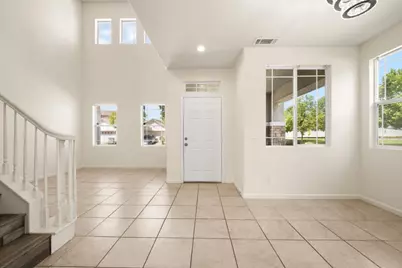 5700 Gold Poppy Way, Elk Grove, CA 95757 - Photo 8