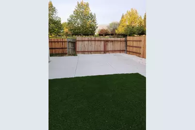 5700 Gold Poppy Way, Elk Grove, CA 95757 - Photo 16