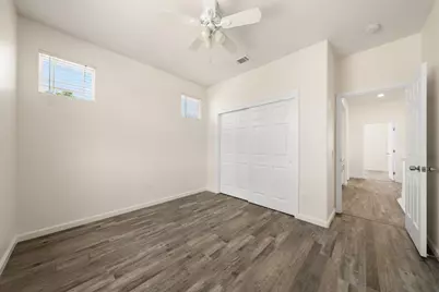 5700 Gold Poppy Way, Elk Grove, CA 95757 - Photo 16