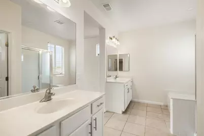 5700 Gold Poppy Way, Elk Grove, CA 95757 - Photo 18