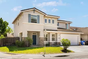 5700 Gold Poppy Way, Elk Grove, CA 95757 - Photo 4