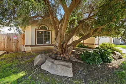 3882 Pintail Ct, Merced, CA 95340 - Photo 2