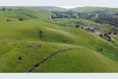 3463 Calaveras Rd, Milpitas, CA 95035 - Photo 10