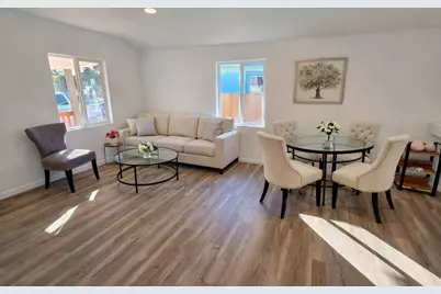 46 South St, Hollister, CA 95023 - Photo 2