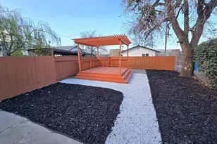 46 South St, Hollister, CA 95023 - Photo 14