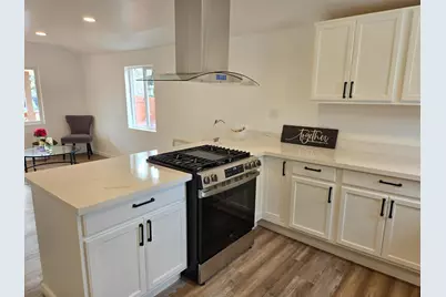 46 South St, Hollister, CA 95023 - Photo 6