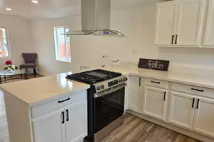 46 South St, Hollister, CA 95023 - Photo 6