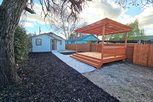 46 South St, Hollister, CA 95023 - Photo 12