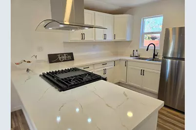 46 South St, Hollister, CA 95023 - Photo 4