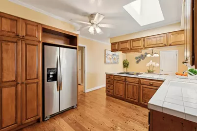 40 Robin Way, San Carlos, CA 94070 - Photo 8