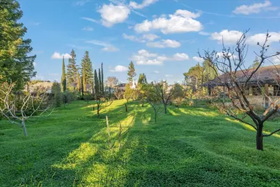 393 Covington Rd, Los Altos, CA 94024 - Photo 32