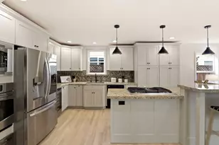 1440 Howard Ave, San Carlos, CA 94070 - Photo 12