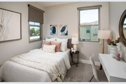 83 Fairchild Dr, Mountain View, CA 94043 - Photo 16