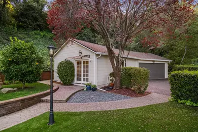 2260 Summit Dr, Hillsborough, CA 94010 - Photo 44