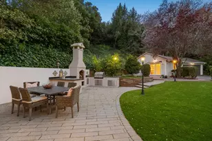 2260 Summit Dr, Hillsborough, CA 94010 - Photo 54