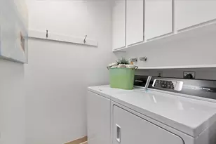 22 Bay Tree Ln, Los Altos, CA 94022 - Photo 20