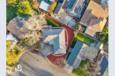 390 Valmy St, Milpitas, CA 95035 - Photo 2