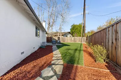 390 Valmy St, Milpitas, CA 95035 - Photo 28