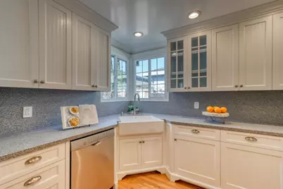 1149 18th Ave, Redwood City, CA 94063 - Photo 8