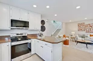 2112 Windrose Pl, Mountain View, CA 94043 - Photo 14