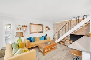 323 Blossom Hill Rd 3, San Jose, CA 95123 - Photo 2