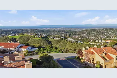 10 Mayflower Ln, San Carlos, CA 94070 - Photo 38