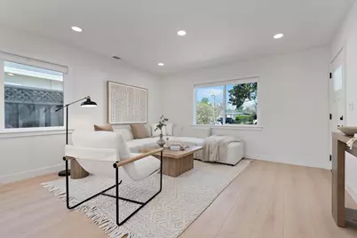 3193 Calzar Dr, San Jose, CA 95118 - Photo 6