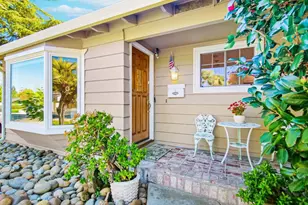 1010 Springfield Dr, Campbell, CA 95008 - Photo 2