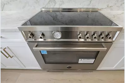 7344 Ailes Ct, Gilroy, CA 95020 - Photo 4