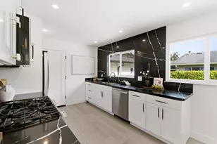 2891 Cottonwood Dr, San Bruno, CA 94066 - Photo 16