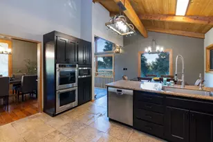 22125 Miller Ridge Rd, Los Gatos, CA 95033 - Photo 18