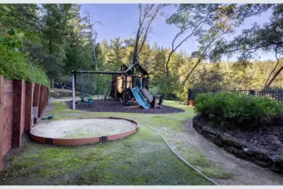 22125 Miller Ridge Rd, Los Gatos, CA 95033 - Photo 14