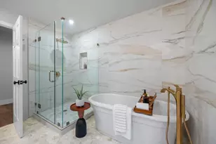 260 Robin Rd, Hillsborough, CA 94010 - Photo 56