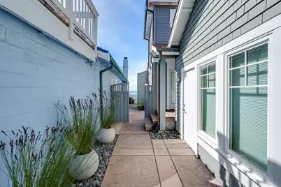 22826 E Cliff Dr, Santa Cruz, CA 95062 - Photo 8