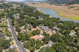 17710 Holiday Dr, Morgan Hill, CA 95037 - Photo 48