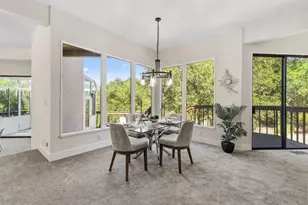 17710 Holiday Dr, Morgan Hill, CA 95037 - Photo 14