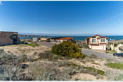 22 Spray Ave, Monterey, CA 93940 - Photo 8