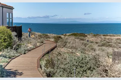 22 Spray Ave, Monterey, CA 93940 - Photo 6