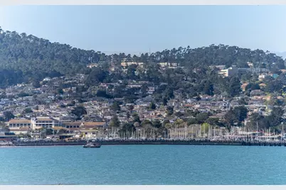 22 Spray Ave, Monterey, CA 93940 - Photo 12