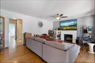 2241 Lindaire Ave, San Jose, CA 95128 - Photo 4