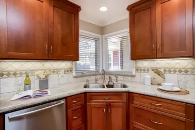 3790 Blossomview Dr, San Jose, CA 95118 - Photo 6