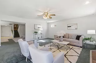 383 Southside Dr, San Jose, CA 95111 - Photo 4