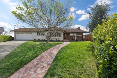 836 Bauer Ct, San Carlos, CA 94070 - Photo 2