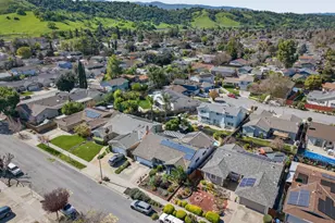 6221 Glider Dr, San Jose, CA 95123 - Photo 32