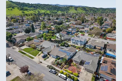 6221 Glider Dr, San Jose, CA 95123 - Photo 30