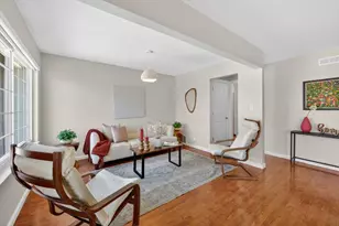 6221 Glider Dr, San Jose, CA 95123 - Photo 6