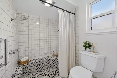 6221 Glider Dr, San Jose, CA 95123 - Photo 22